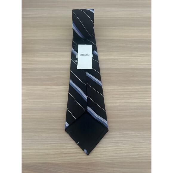 Valentino TIE NWT 100% SILK made in ITALY - Picture 3 of 8